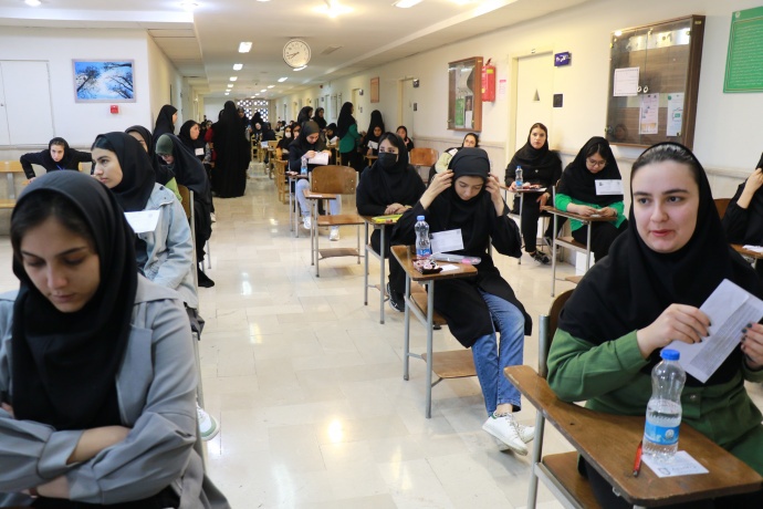 نوبت اول کنکور ۱۴۰۴ با حضور ۴۰۶ هزار داوطلب آغاز شد