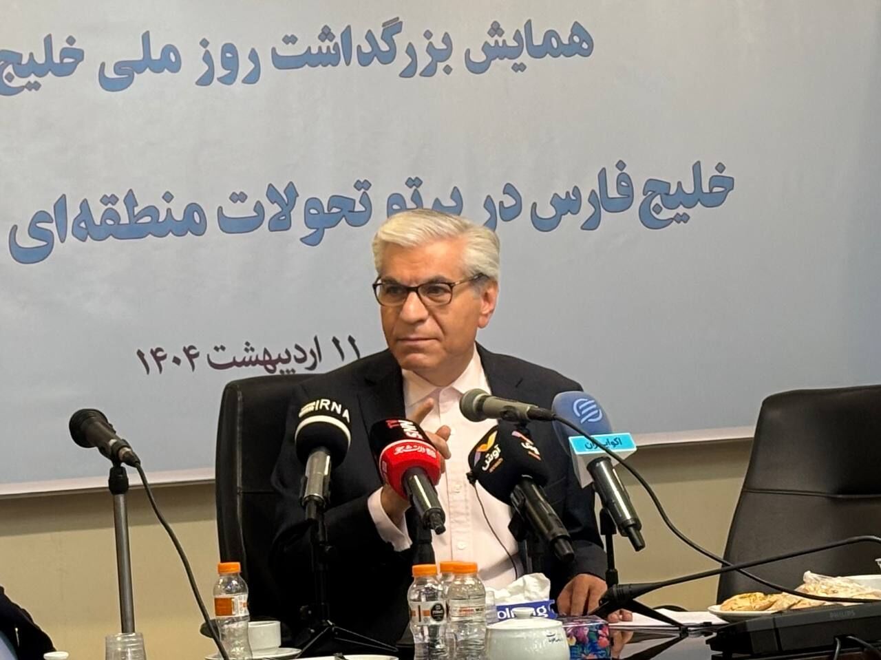 عادلی، دیپلمات: قدرت اقتصادی به امنیت درون‌زا و پایدار منتهی خواهد شد
