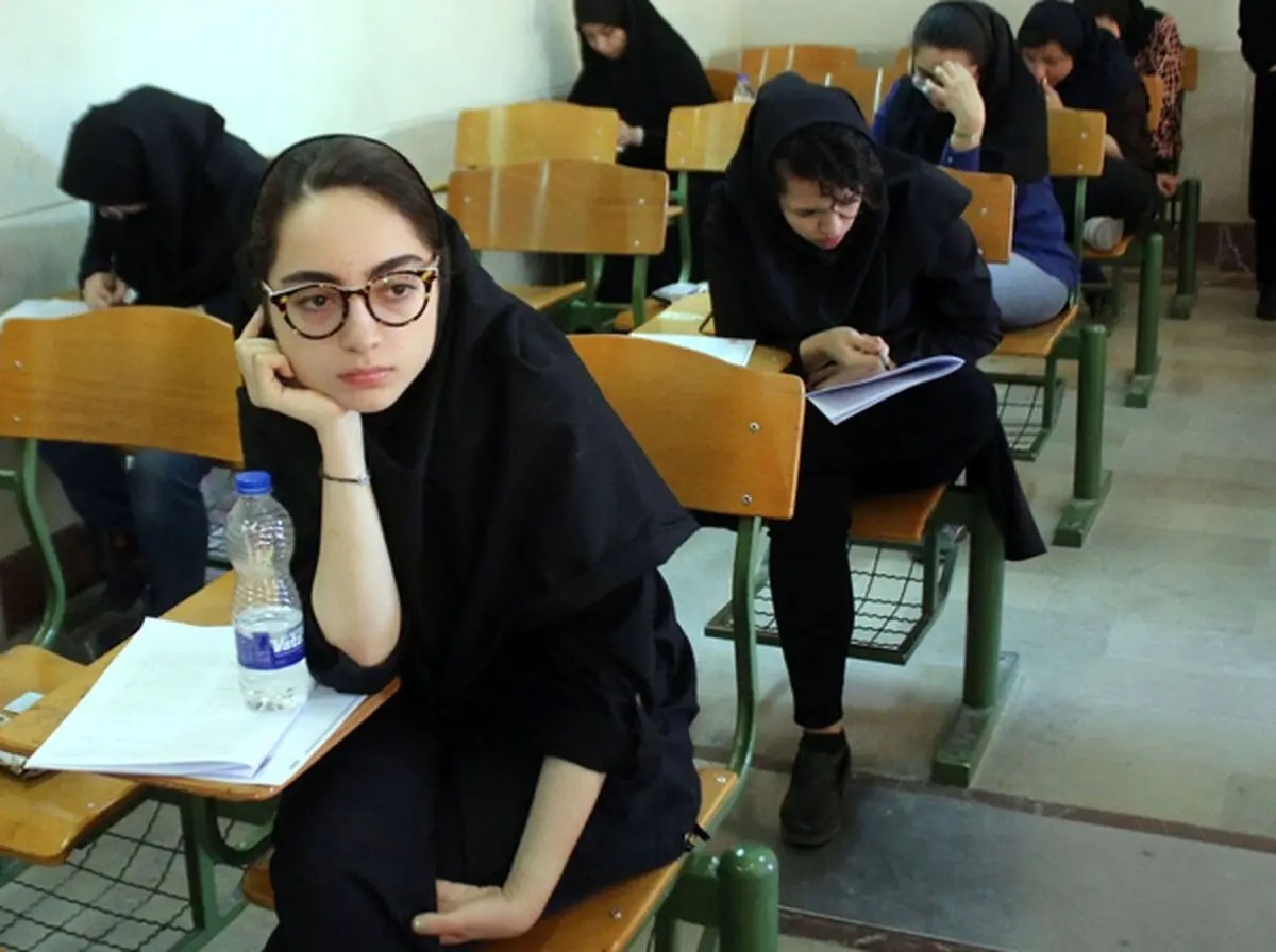 وزارت آموزش و پرورش: از کنکور ۱۴۰۶ به بعد ساختار امتحانات نهایی تغییر نخواهد کرد / دروس پایه یازدهم و دوازدهم به صورت نهایی برگزار خواهد شد و جمع این دو پایه با تاثیر ۶۰ درصدی در کنکور لحاظ می‌شود