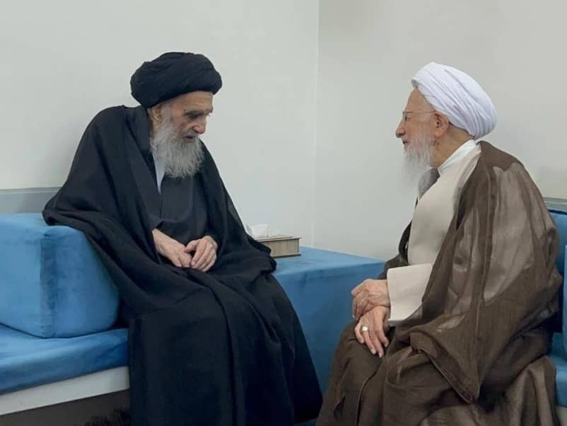 آیت الله سیستانی در دیدار با آیت الله جوادی آملی: نگاه ما به حوزه علمیه قم، هیچ تفاوتی با نگاه‌مان به حوزه نجف ندارد