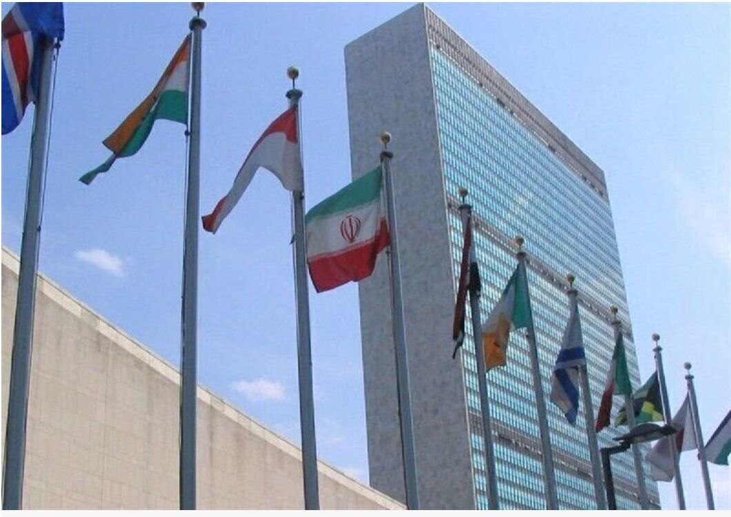 سخنگوی سازمان ملل: نامه ایران درباره تبعات ماجراجویی احتمالی اسرائیل، با اعضای این سازمان به اشتراک گذاشته خواهد شد/ بدیهی است که افزایش تنش‌های لفظی درباره احتمال تشدید فعالیت‌های نظامی، برای همه نگران‌کننده باشد