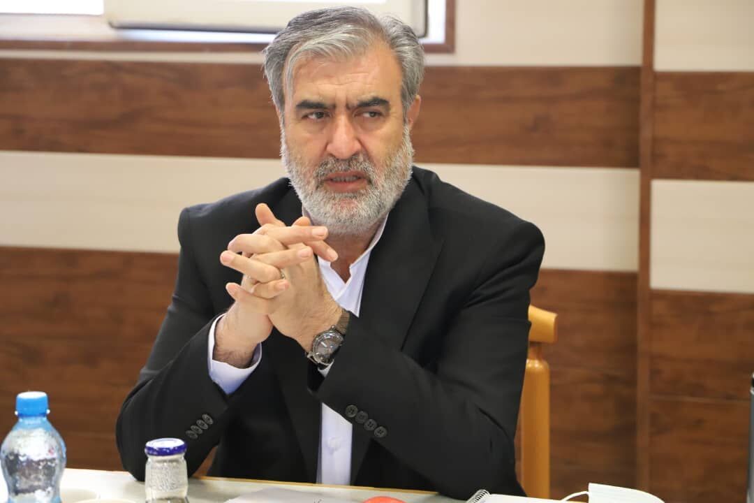 رئیس کمیسیون امنیت ملی: مذاکرات ما صرفا هسته‌ای و اصل غنی سازی هم غیرقابل‌مذاکره است / مذاکره‌کنندگان به منافع ملی و حفظ صنعت هسته‌ای پایبندی جدی دارند