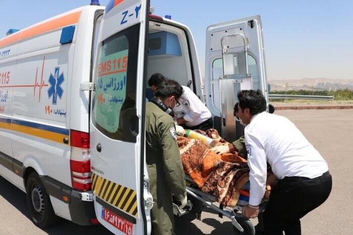 اورژانس: واژگونی مینی‌بوس در جاده اهر-کلیبر ۲۵ مصدوم برجای گذاشت