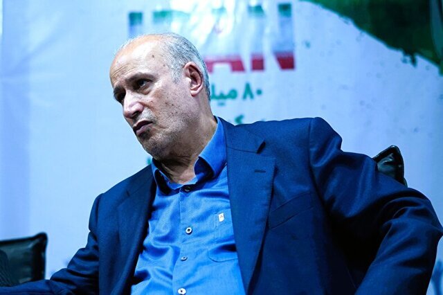 تاج: اشتباهات داوران قابل قبول نیست / خیلی از کشور‌ها اندازه ما دستگاه VAR ندارند؛ برخی از کشور‌ها حتی فقط پنج شش دستگاه VAR دارند / گفتند نیاز به مدرس خارجی است؛ این مسئله را نیز پذیرفته‌ایم / اینطور نیست که در فینال جام حذفی داور در اتاق VAR و زیر کولر باشد و نفهمد خطا هست یا نیست