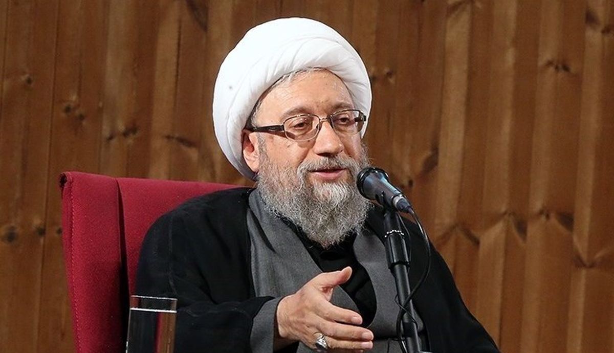 آملی‌لاریجانی: صنعت هسته‌ای ایران را نه با موشک می‌توان نابود کرد، نه با تحریم