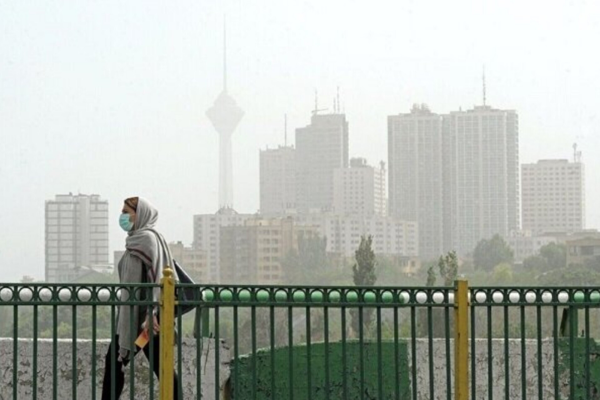 شرکت کنترل کیفیت هوا: وضعیت هوای تهران نارنجی و ناسالم برای گروه‌های حساس است