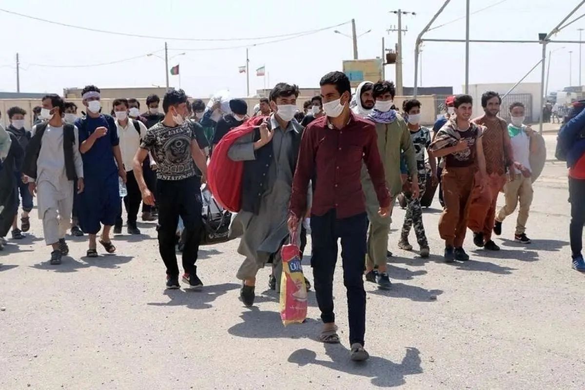 وزیر کشور: حدود ۶ میلیون افغانستانی در کشور هستند که حدود ۲ میلیون نفر آن‌ها غیر مجاز هستند/ تا الان حدود یک میلیون نفر برگشتند؛ بیش از ۷۰ درصد بازگشت‌ها داوطلبانه بوده