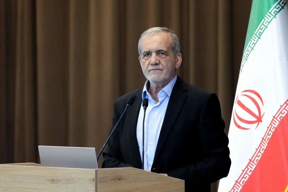 باید هر میزان هزینه‌ای که لازم است، برای تأمین انرژی اختصاص یابد، حتی اگر ناچار به کاهش اعتبارات بخش‌های دیگر باشیم/ شهرک‌های صنعتی بخشی از برق مورد نیاز خود را از طریق پنل‌های خورشیدی تأمین کنند/ به جای آنکه منابع ملی به شکل ارزان در اختیار برخی فعالیت‌ها قرار گیرد، در جهت تولید و بهره‌وری واقعی به کار گرفته شود
