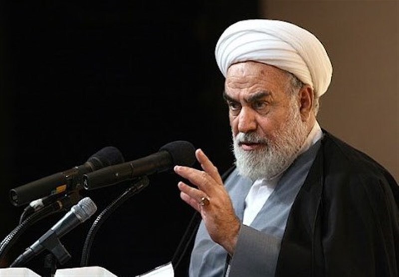 عیادت نماینده رهبر انقلاب از آیت‌الله نوری همدانی و دیدار با آیات مکارم شیرازی و سبحانی