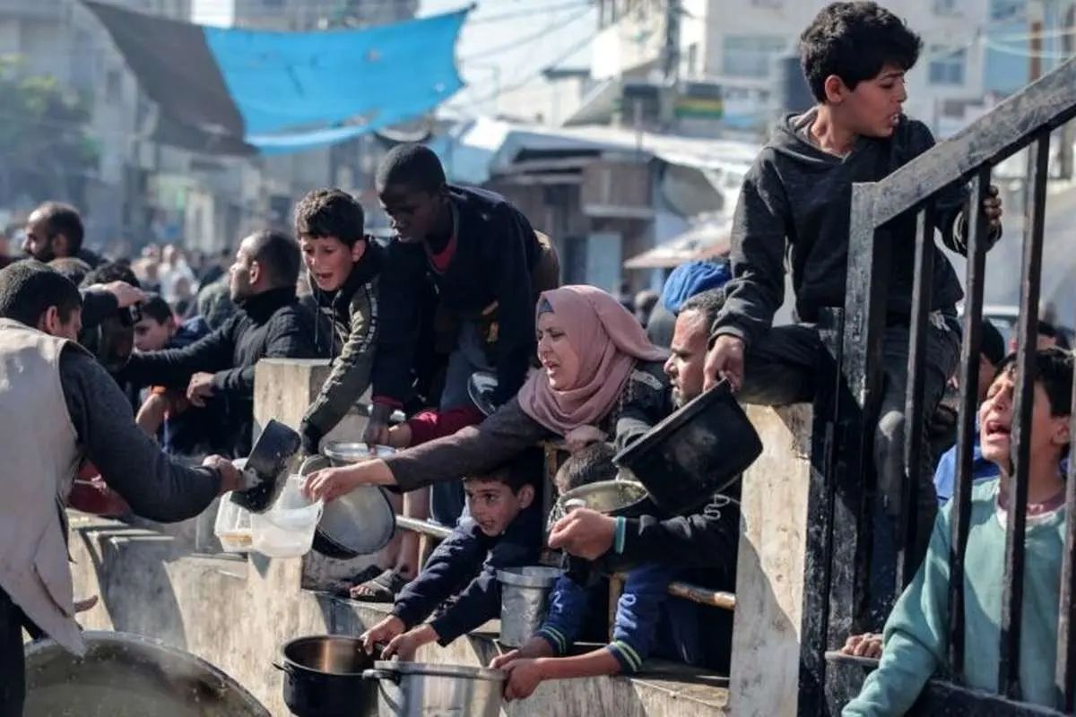 مدیر یونیسف: روش مؤسسه انسان دوستانه غزه در ارائه کمک‌ها، به وضعیتی فاجعه‌بار منجر شده/ به مردم هنگام تلاش برای گرفتن غذا تیراندازی می‌شود