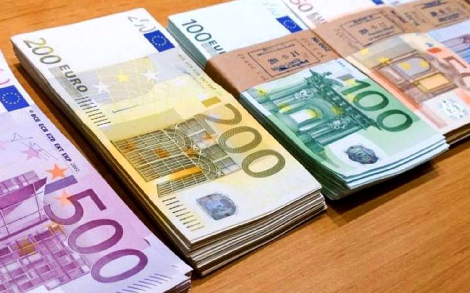 قیمت یورو، امروز پنجشنبه ۲۷ شهریور ۱۴۰۴