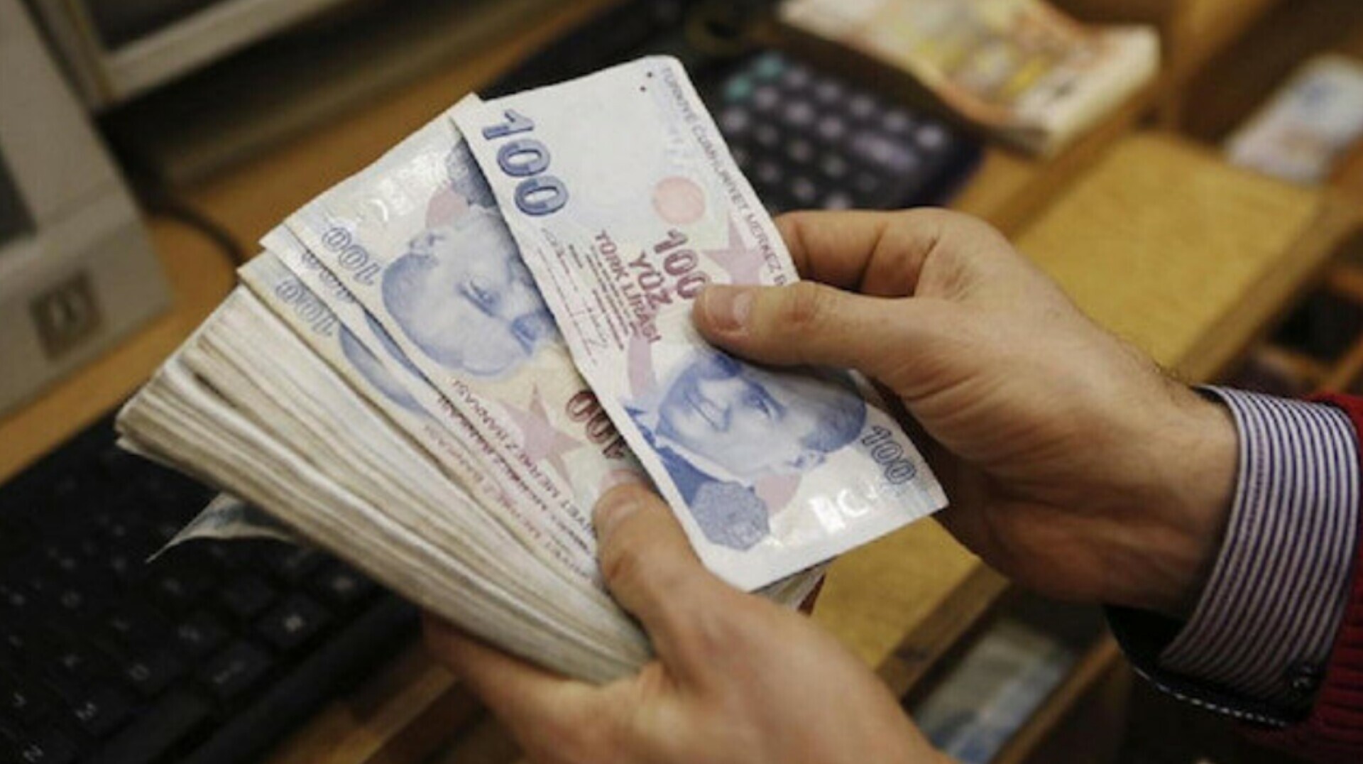 قیمت لیر، امروز پنجشنبه ۲۷ شهریور ۱۴۰۴