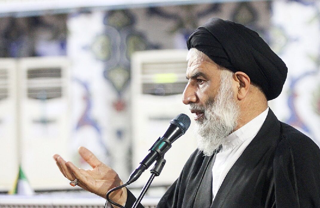 امام‌جمعه اهواز: شاخصه‌های آبروی عظیم ملت ایران، افزایش جاذبه انقلاب اسلامی برای سایر ملت‌ها و پذیرش آرمان‌های والای جمهوری اسلامی است