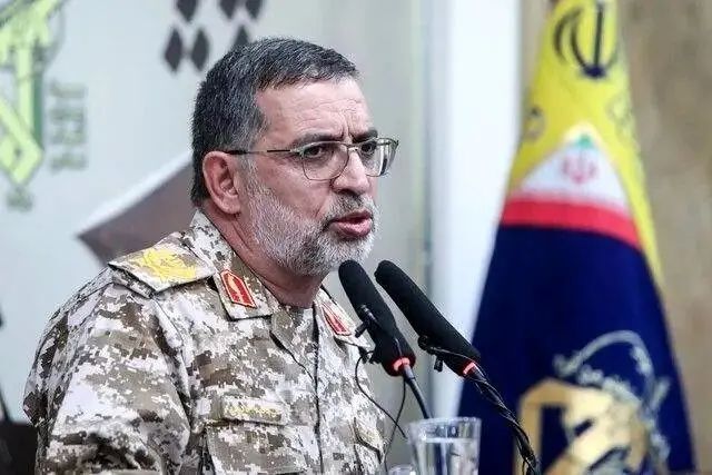 سردار نائینی، سخنگوی سپاه: در جنگ ۱۲ روزه، دشمن به دنبال زدن مولفه‌های اقتدار نظام بود/ برآورد دشمنان این بود که با حمله هوایی گسترده، شاهد شورش، تجزیه‌طلبی و براندازی خواهند بود