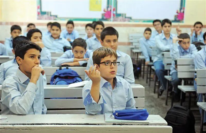 سخنگوی دولت: ۹۸ درصد از واجدین شرایط برای حضور در کلاس اول دبستان، در مدارس حضور یافتند/ در سال تحصیلی جدید، بیش از ۱۶ میلیون دانش‌آموز در کلاس‌های درس حاضر شده‌اند