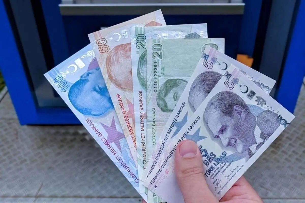 قیمت لیر، امروز شنبه ۵ مهر ۱۴۰۴