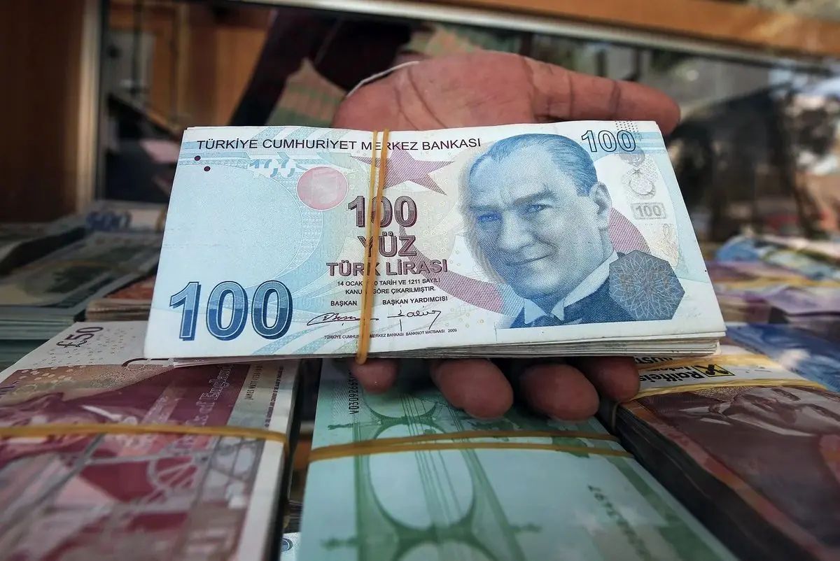 قیمت لیر، امروز چهارشنبه ۹ مهر ۱۴۰۴