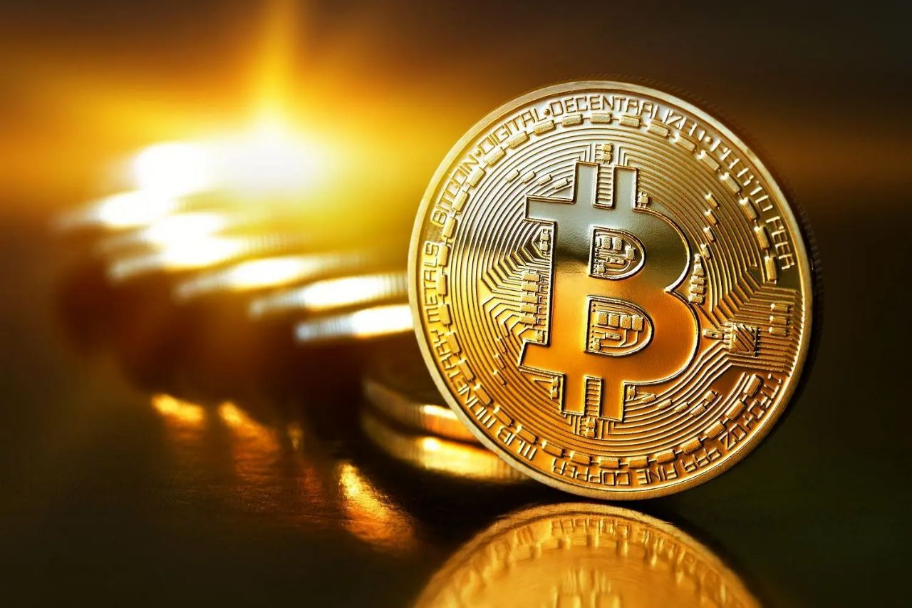 قیمت بیت کوین، امروز پنجشنبه ۱۰ مهر ۱۴۰۴