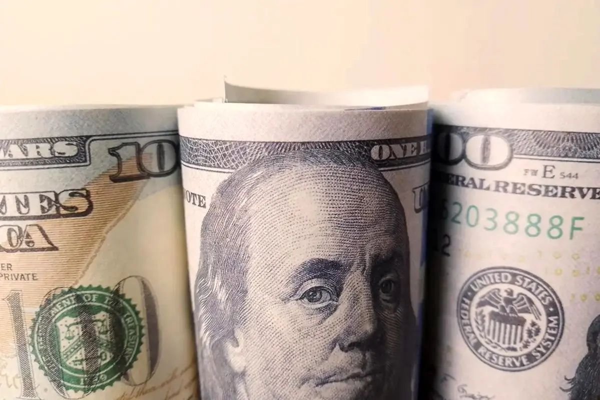 قیمت دلار آمریکا در بازار مبادله، امروز پنجشنبه ۱۷ مهر ۱۴۰۴