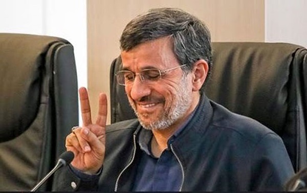 جوانفکر، مشاور رسانهای احمدینژاد: امسال برای تولد محمود احمدی نژاد جشن نگیرند! جوانفکر، مشاور رسانهای احمدینژاد: امسال برای تولد محمود احمدی نژاد جشن نگیرند!