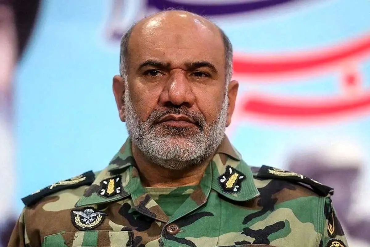 جانشین فرمانده نیروی زمینی ارتش: اگر دشمنان بار دیگر اشتباه راهبردی خود را تکرار کنند، تاوان سنگین‌تری خواهند پرداخت/ استقرار یگان‌های متحرک هجومی و واکنش سریع ارتش در مرز‌های کشور