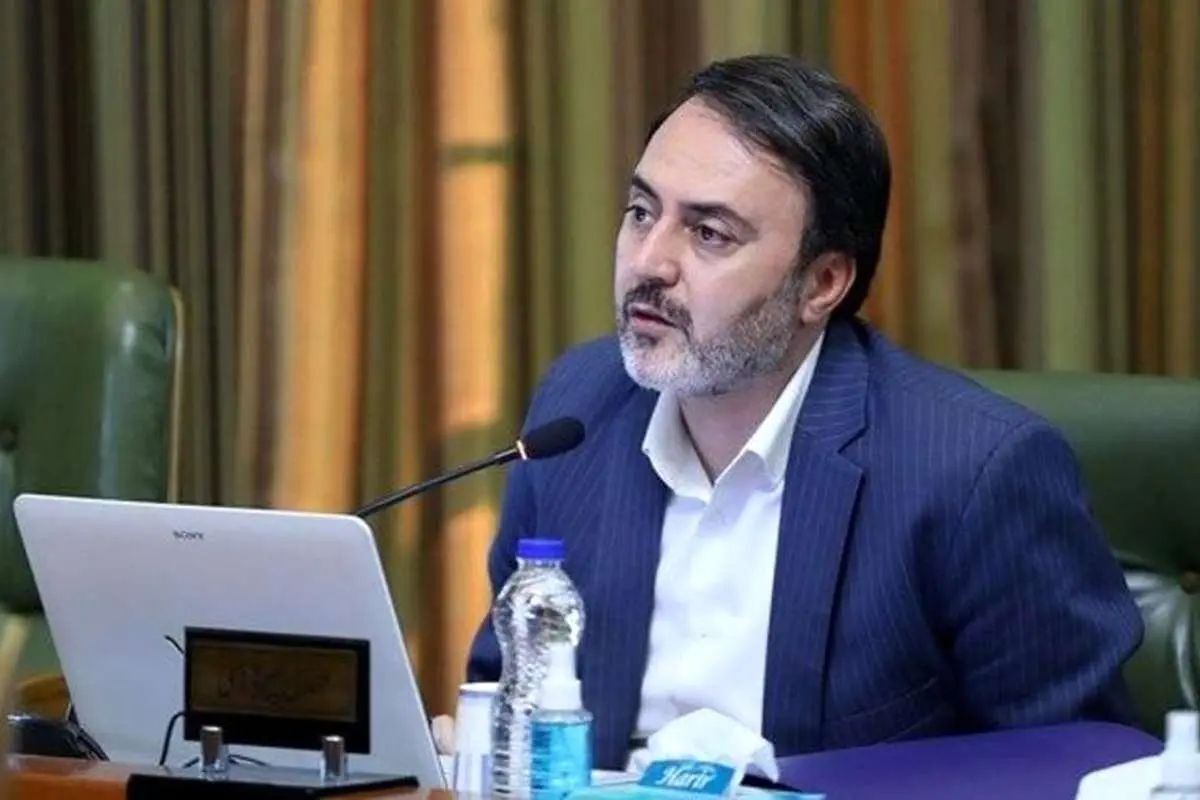 پیرهادی، عضو شورای شهر: فعلا با چاه‌های متعددی که وزارت نیرو حفر کرده، بیش از نیمی از آب تهران تامین می‌شود/ پیش‌بینی این است که بحران آب تا پایان پاییز ادامه دارد/ چرا کار باید به این شرایط برسد؟ اگر پیگیری‌های امروز را سه سال پیش انجام داده بودند، مسئله به اینجا نمی‌رسید؛ هنوز هم نمی‌خواهند کار علمی جلو برود