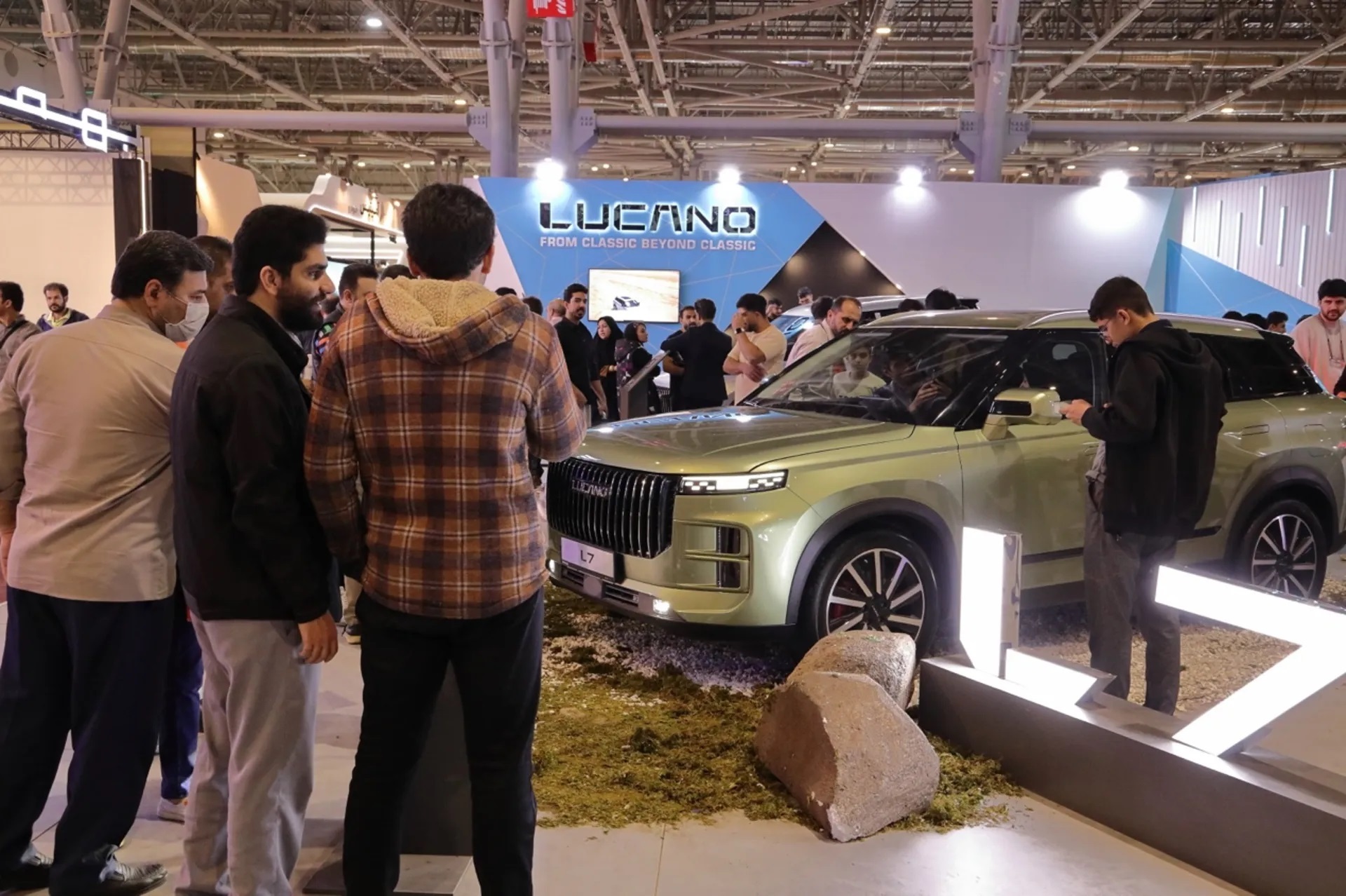 قیمت خودرو امروز ۲۱ آبان ۱۴۰۴