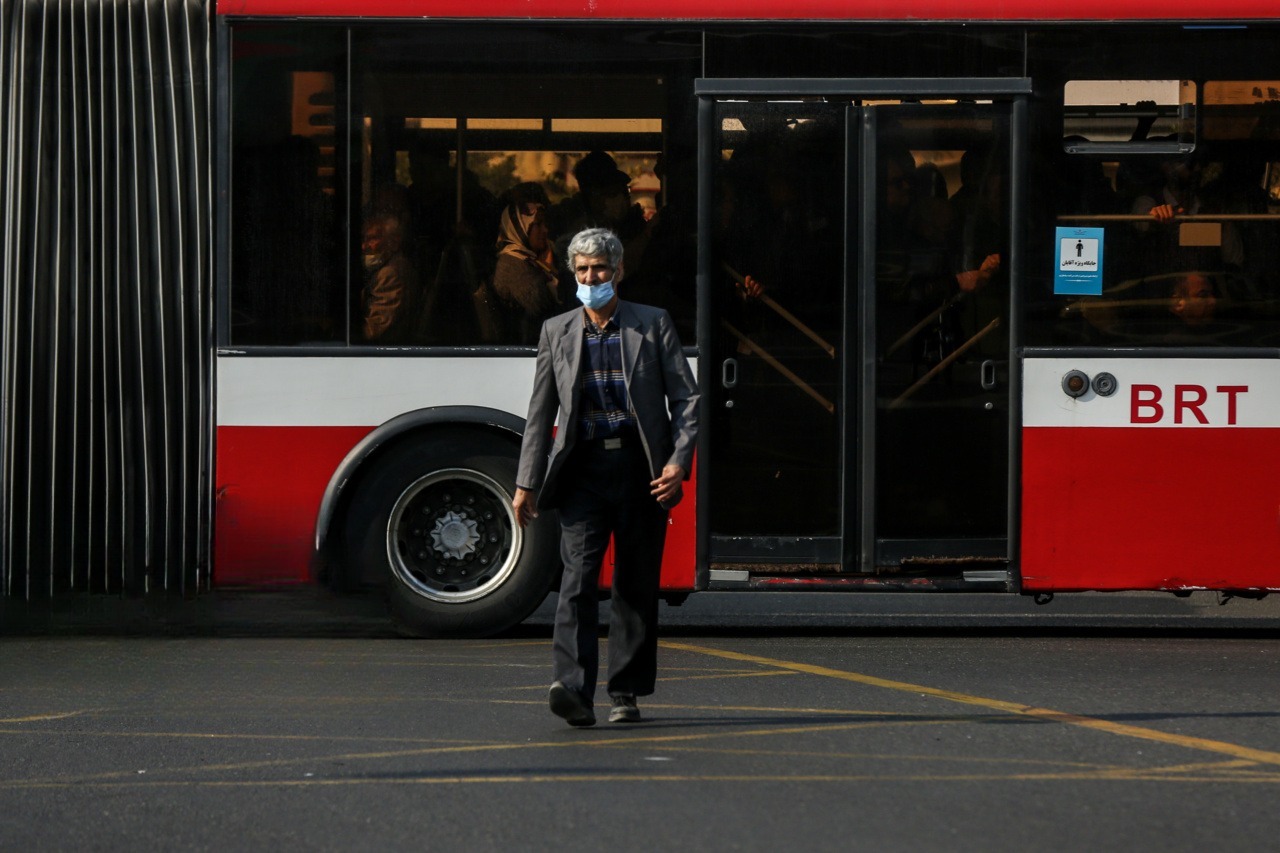 هوای ناسالم تهران؛ بیماران قلبی در خانه بمانند