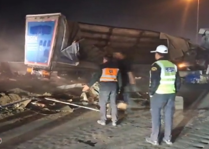 آخرین وضعیت انسداد اتوبان قزوین_کرج /کاهش ترافیک از ۱۵ به ۵ کیلومتر