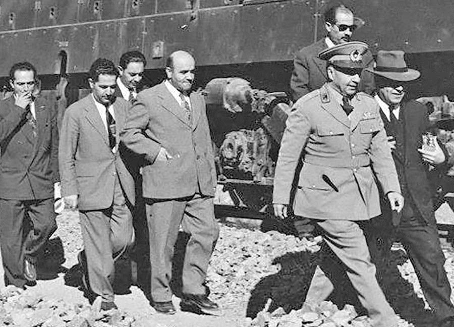 قسمت نود و یکم خاطرات میلسپو: در ١٩٤٣ قانون استخدام ٦٠ نفر امریکائی در ایران تصویب شد