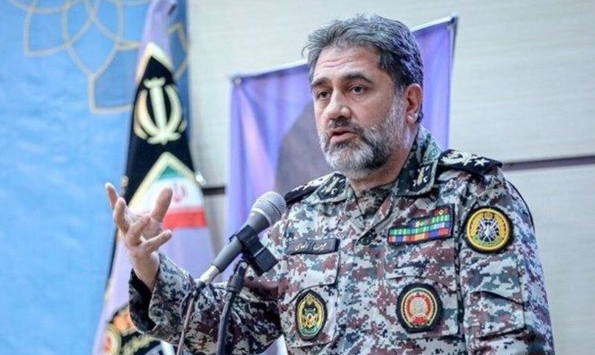 با توجه به جنگ ترکیبی، نیاز به یک عملیات مشترک داریم، در غیر این صورت نمی‌توانیم با دشمنان مقابله کنیم/ خیلی مهم است که بدانیم برای جنگ و دفاع از سرزمینی که کل دنیا به آن چشم دارد، به چه امکاناتی نیاز داریم/ در زمانی که راهبرد کشور «مقاومت فعال» بود، شهدای کمتری را تقدیم کرده‌ایم/ پدافند هوایی ارتش همیشه در حالت آماده‌باش کامل است