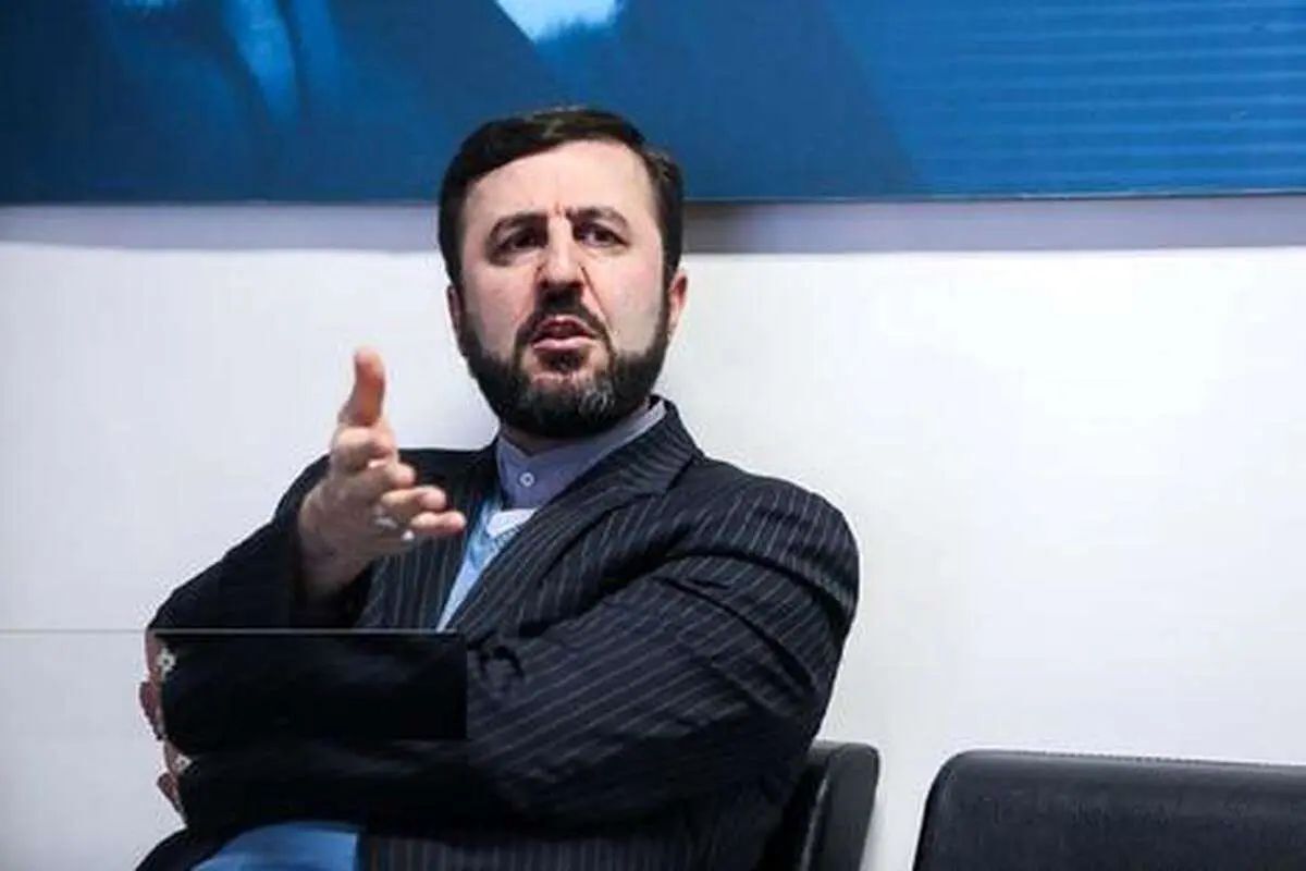 غریب آبادی، معاون وزیر خارجه: عدم صدور ویزا برای نمایندگان ایران جهت حضور در قرعه‌کشی جام‌جهانی، غیر قانونی است/ فدراسیون در مورد تحریم حضور در این مراسم، تصمیم درستی گرفته