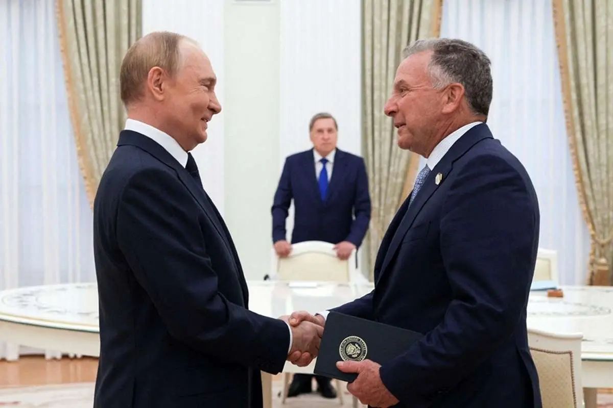 فرستاده ترامپ در حالی عازم روسیه است که پوتین مدعی شده یک شهر کلیدی اوکراین یک روز پیش از آغاز گفت‌و‌گو‌ها درباره صلح احتمالی، سقوط کرده