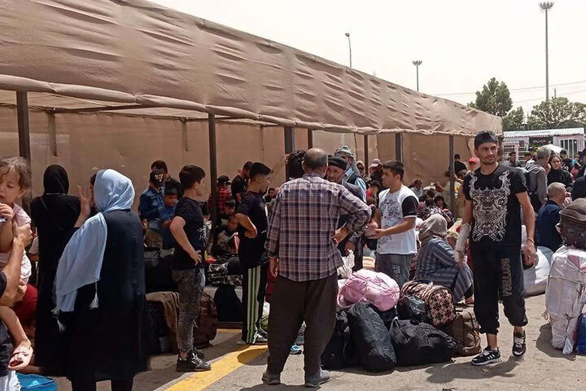 معاون فرماندار: روند طرد اتباع غیرمجاز در تهران کند شده / پلیس مهاجرت و گذرنامه باید کلونی‌های تجمع اتباع غیرمجاز را شناسایی کند