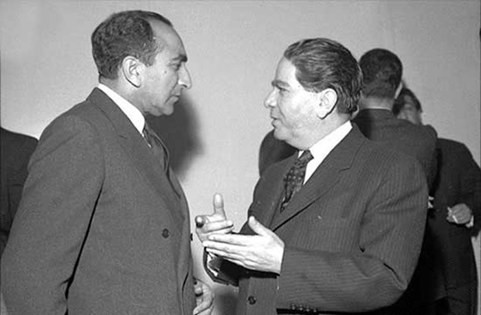 یادداشت‌های علم، چهارشنبه ۱۶ خرداد ۱۳۵۲: دعوت دولتی مثل شوروی را رد کردیم، مجدّداً با التماس دعوت کرد