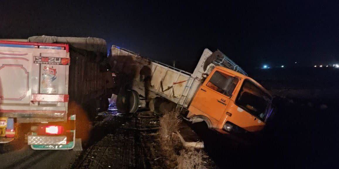 تصادف زنجیره‌ای در جاده محلات - خمین ۱۰ مصدوم بر جای گذاشت