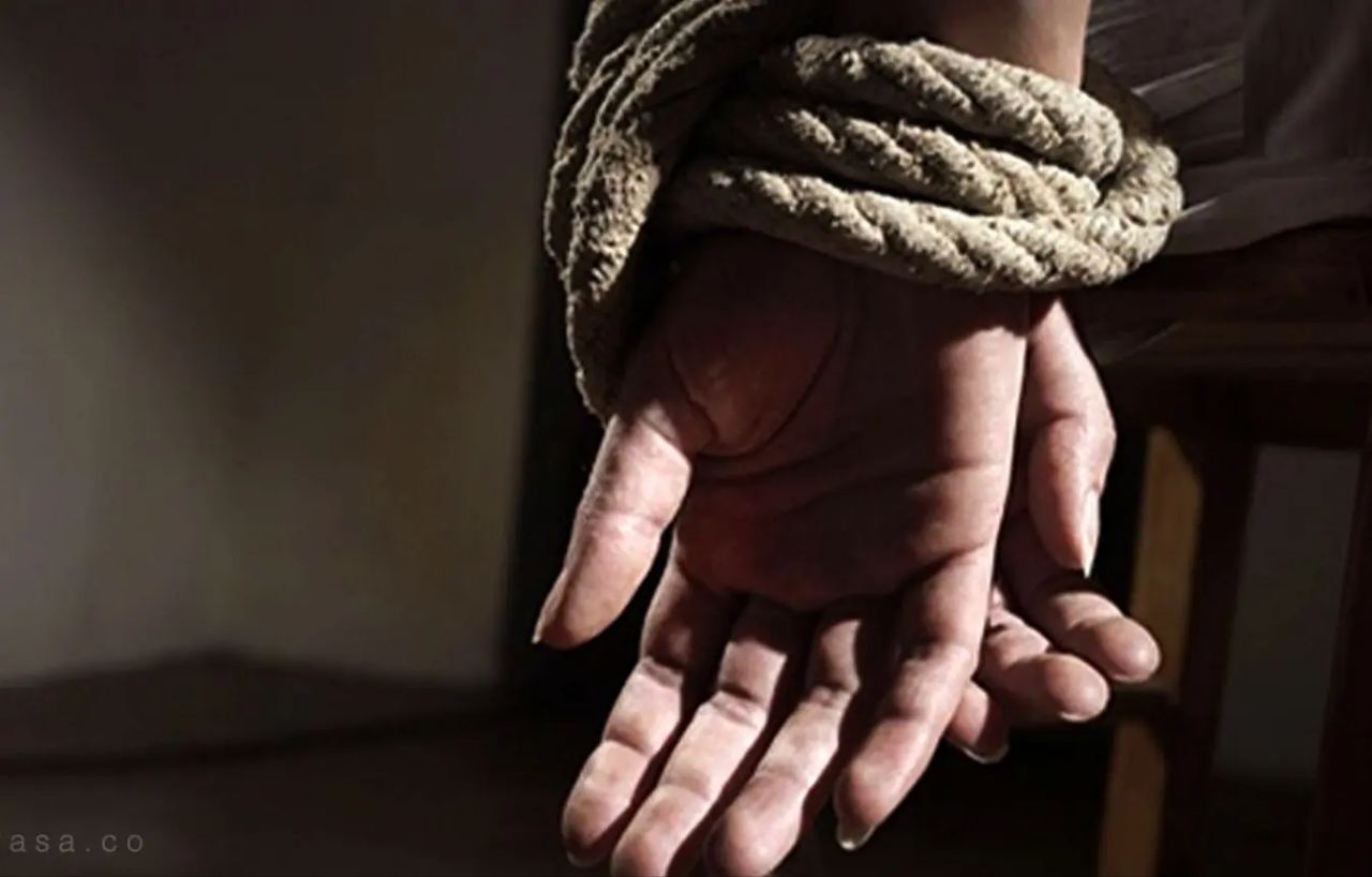 پلیس: گروگان‌گیری یک دختر جوان از سوی نامزد سابق او/ انگیزه متهم انتقام‌جویی پس از طلاق بوده