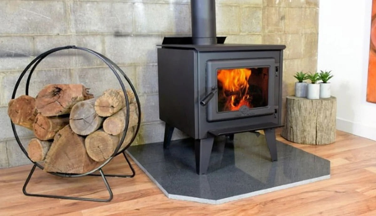 استفاده از وسایل گرمایشی در فضای باز ممنوع است