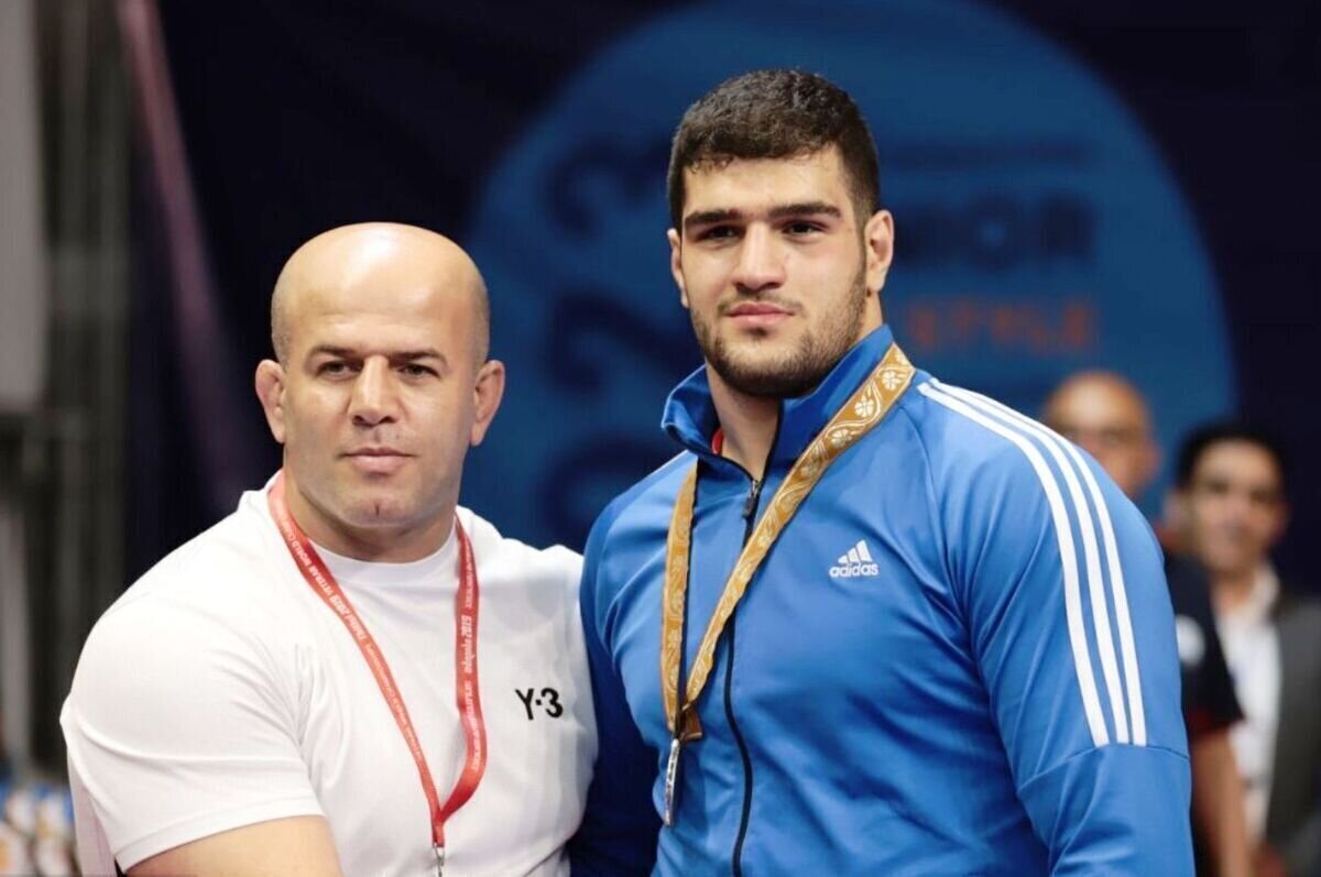 امیررضا معصومی با فدراسیون کشتی جمهوری آذربایجان به‌ صورت رسمی قرارداد امضا کرد/ دریافت ماهیانه ۲۲ هزار دلار