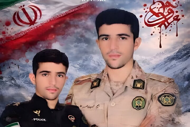 برگزاری خاکسپاری پیکر سربازی که در پی سرمای شدید، به شهادت رسید