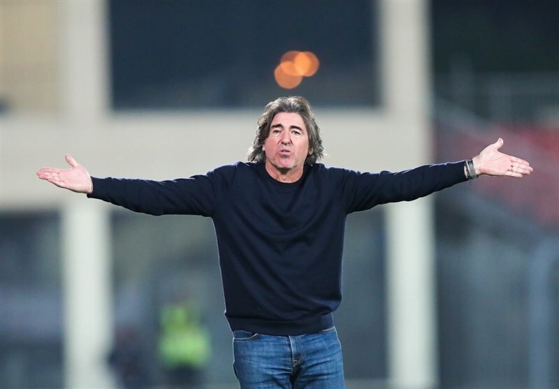 ساپینتو: الان می‌فهمم چرا هیچ‌کس نمی‌خواست حسینی در استقلال باشد / حسینی با یک دروغ بزرگ‌تر بی‌احترامی خود را تکمیل کرد / او دیگر هیچ احترامی پیش من ندارد