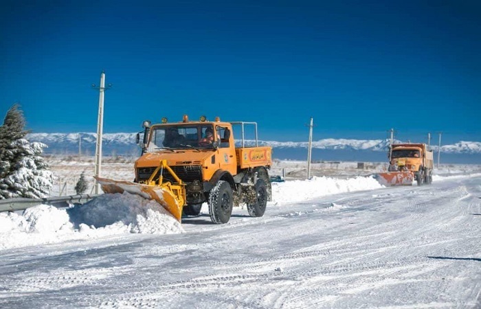 راهداری: مسدود شدن مسیر ۲۱ روستا در الموت بر اثر بارش برف
